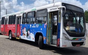 João Pessoa tem 30 ônibus decorados para o Natal em operação - Fetronor
